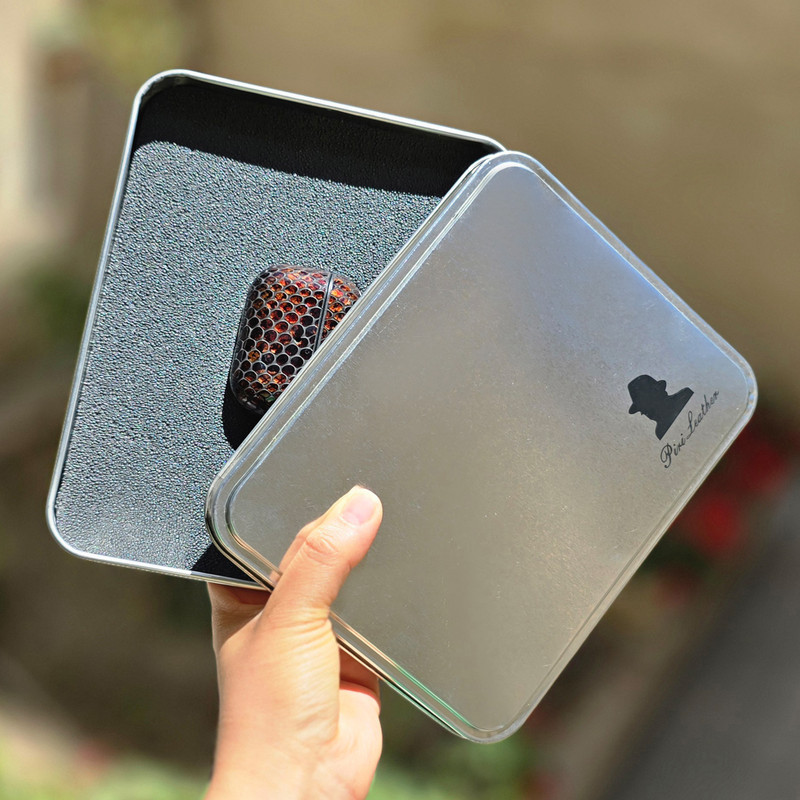 کاور صنایع چرم پیری مدل PL04 مناسب برای کیس اپل AirPods Pro 3 به همراه قلاب