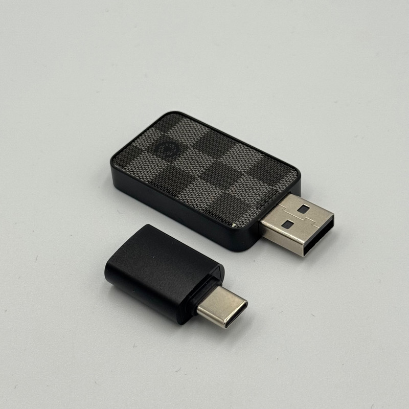 کارپلی و اندروید اتو مدل Wireless CarPlayAndroid Auto به همراه مبدل USB به USB-C و کابل افزایش طول USB