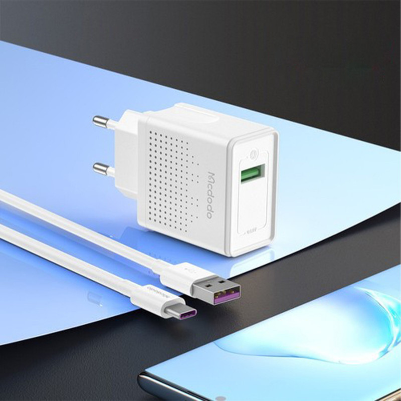 شارژر دیواری 18 وات مک دودو مدل CH-5750 به همراه کابل تبدیل USB-C