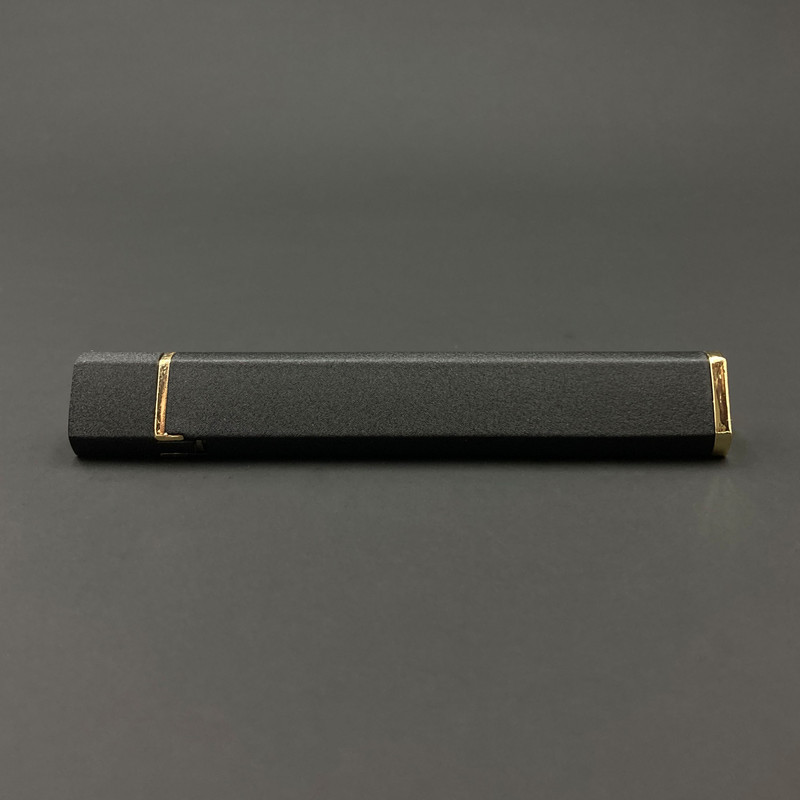 فندک طرح استوانه باریک مثلثی کد DKD-1320