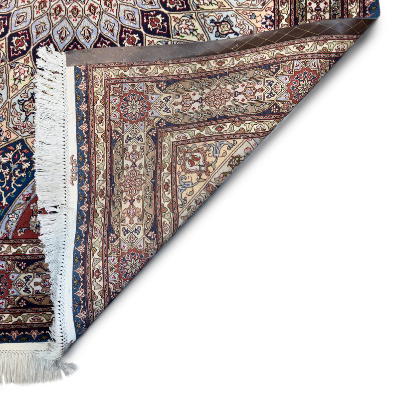 فرش دستبافت سه متری تبریز مدل گنبد زمینه الوان کد F-TA-GB-08