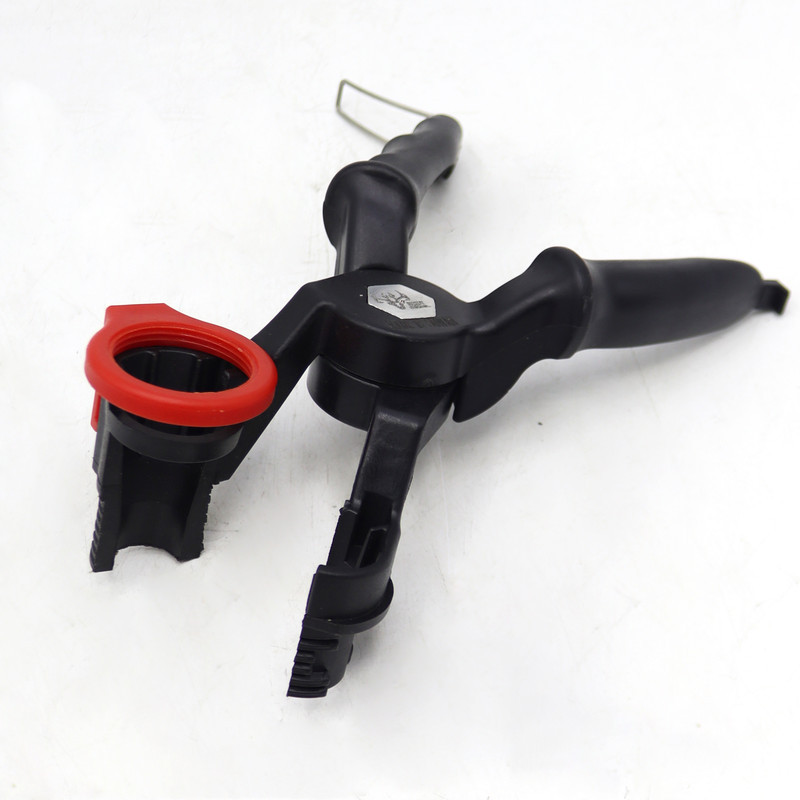 قیف روغن انبری خودرو مدل سویفت کد YP-TAIWAN-ANBORI-12.5CM