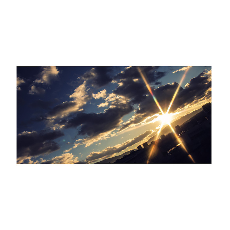 فیلتر لنز هویا مدل VARIABLE STAR VARIOCROSS -52MM