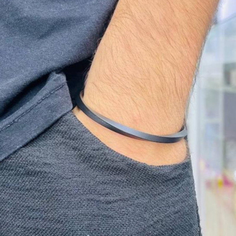 دستبند مردانه مدل بنگل پیچ