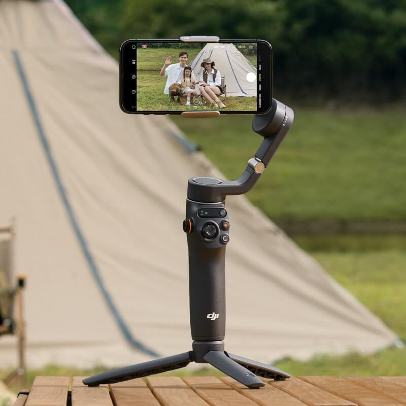 پایه نگهدارنده گوشی موبایل دی جی آی مدل Osmo Mobile 6