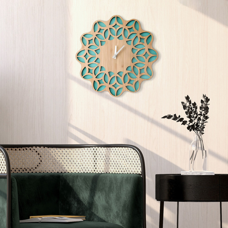 ساعت دیواری مدل چوبی سنتی کد C28