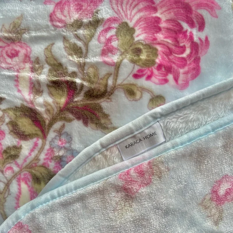 پتو 2 نفر کاراجا هوم مدل New Melany سایز 240x200 سانتی‌متر