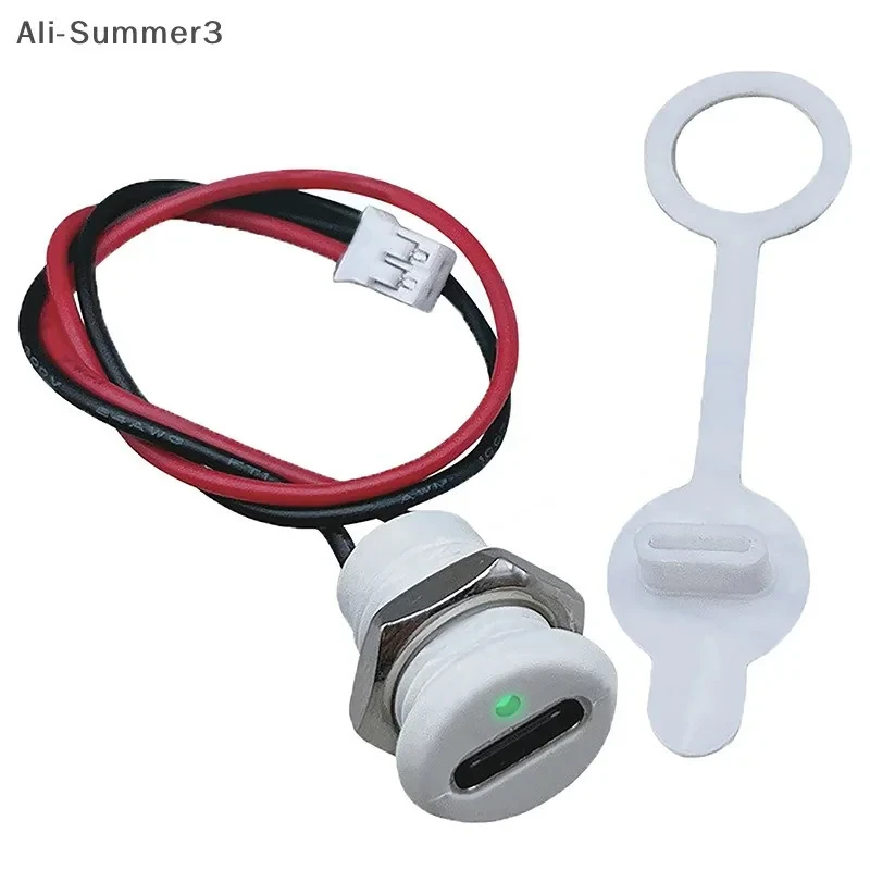 شارژر پنلی باتری لیتیومی Type-C مدل CIP67