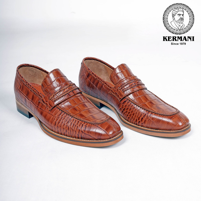 کفش مردانه کرمانی مدل چرم دستدوز طبیعی کروکو کد 1064