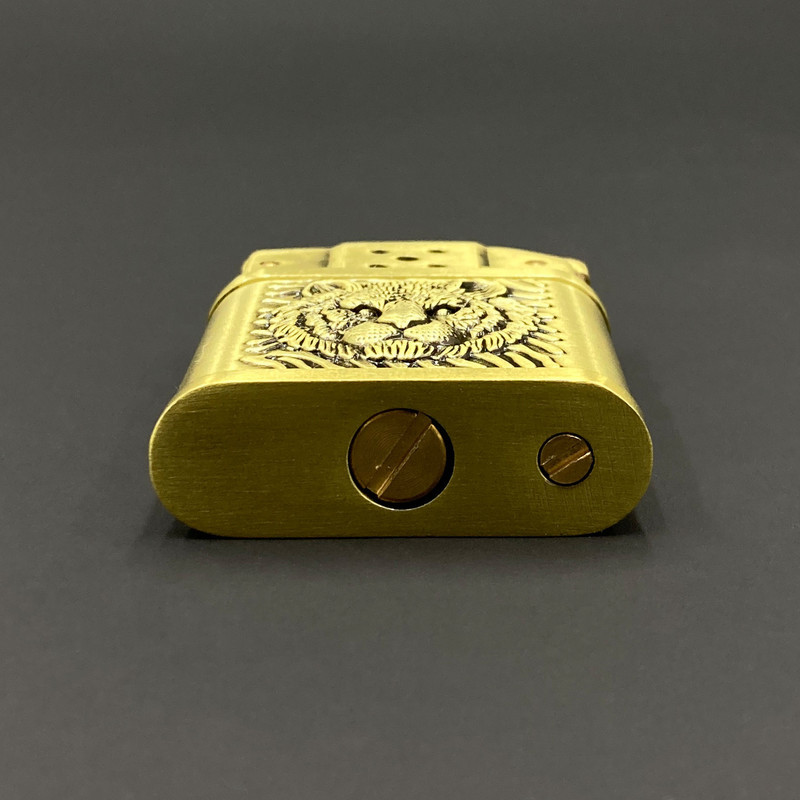 فندک مدل کلاسیک طرح شیر کد DKD-851