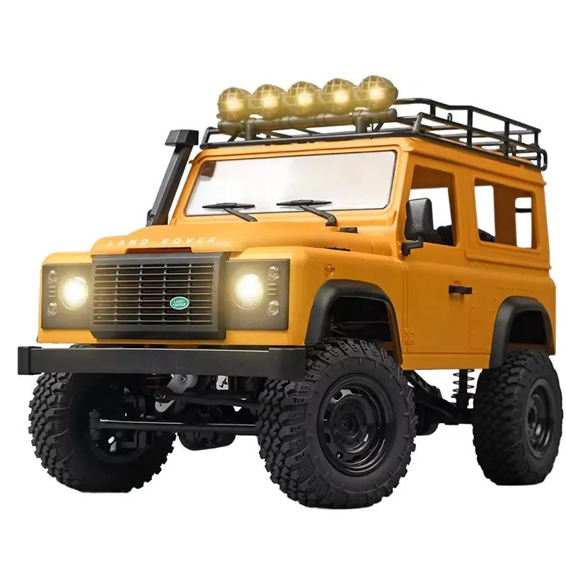 ماشین بازی کنترلی مدل لندرور طرح defender 90 2015