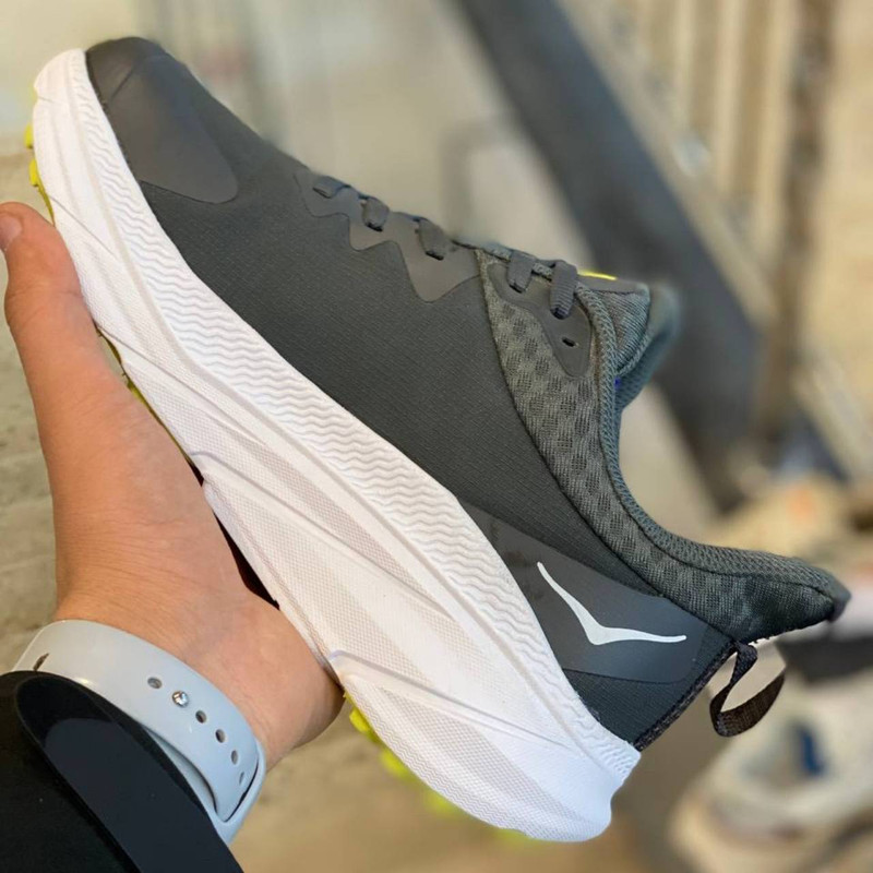 کفش پیاده روی مردانه هوکا مدل Challenger ATR 7 Gore-Tex