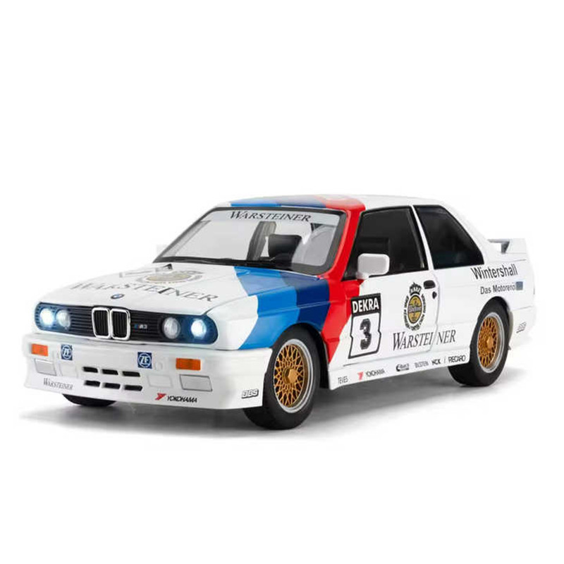ماکت ماشین مدل BMW M3 E30 124