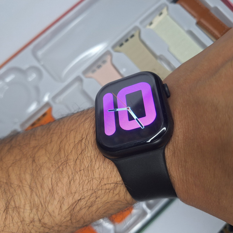 ساعت هوشمند ۴۴ میلیمتری مدل S30 pro با بند سیلیکونی به همراه ۶ بند متنوع
