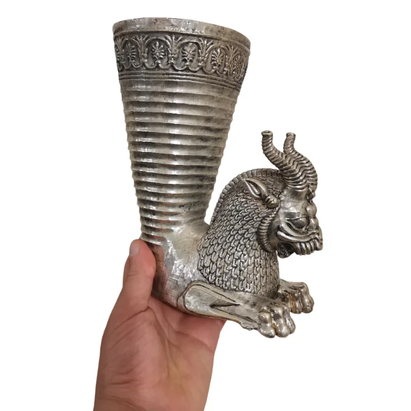 مجسمه مدل ریتون شیر مسی