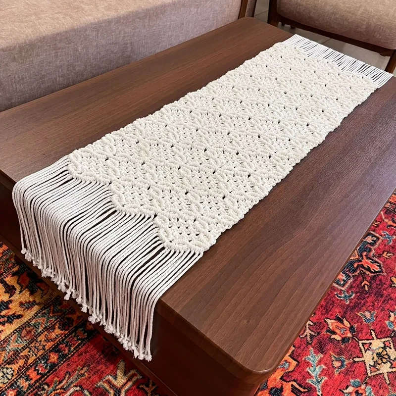 رومیزی مکرومه طرح محال مدل 04