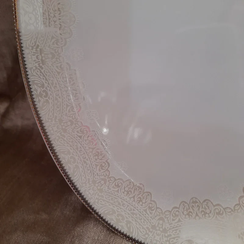 دیس بیضی چینی صنایع چینی تقدیس کد 01، 30×21 سانتی‌متر، مناسب سرو، قابل شستشو با دست و ماشین ظرفشویی، بسته 2 عددی همراه جعبه