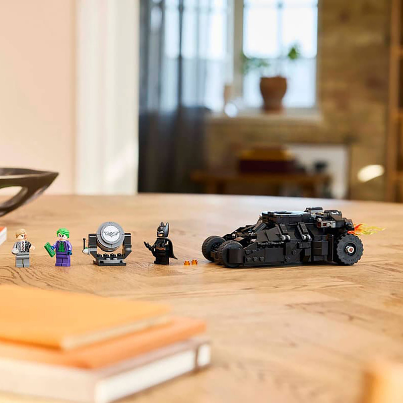 لگو 429 تکه سری DC  مدل Batman Tumbler vs Two-Face and The Joker کد 76303