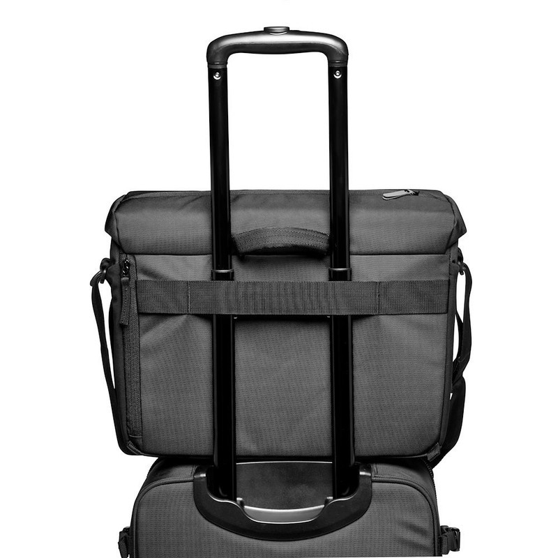 کیف دوربین منفروتو مدل ‏Advanced Messenger M III کد MB MA3-M-M