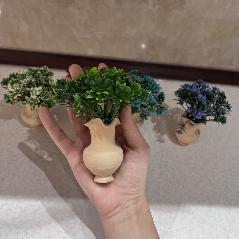 مجموعه 5 عددی گلدان رومیزی کوزه‌ای به همراه گل مصنوعی مناسب گل‌های آپارتمانی، فضای باز، گیاهان آبی و کاکتوس مدل K16