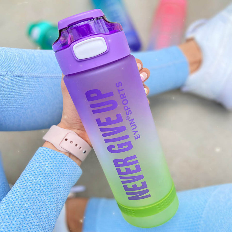 قمقمه مدل never give up گنجایش 1 لیتر
