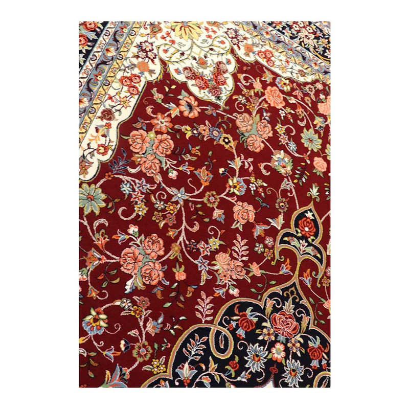 فرش ماشینی 700 شانه زمینه قرمز لاکی حاشیه کرم مدل شاهکار نوین کد YN-N083-2559