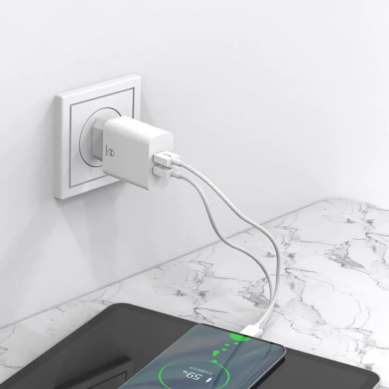 شارژر دیواری مک دودو مدل CH-6721 به همراه کابل تبدیل USB-C