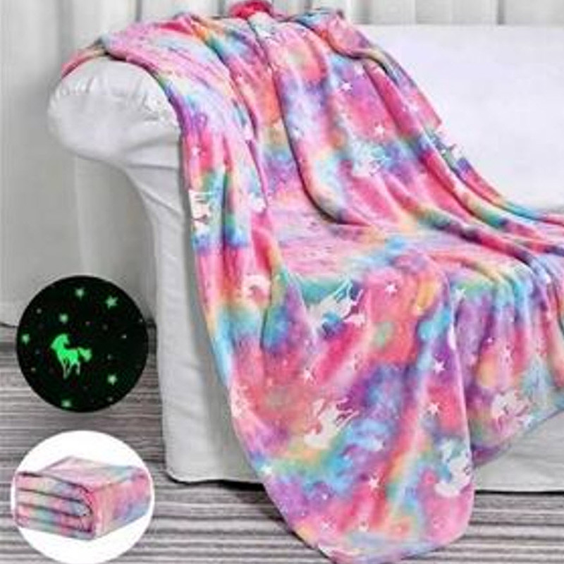 پتوی مسافرتی مدل شب نما طرح تک شاخ یونیکورن مدل 012 سایز 200x145 سانتی متر