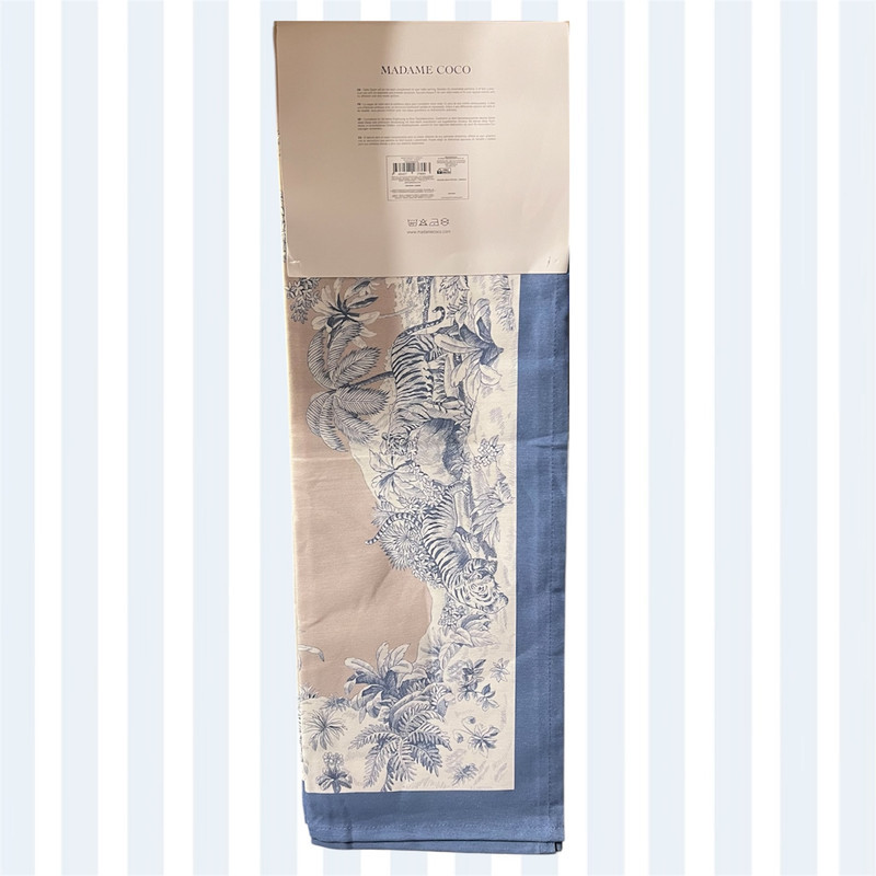 رومیزی مادام کوکو مدل Ravage سایز 150x150 سانتی‌متر