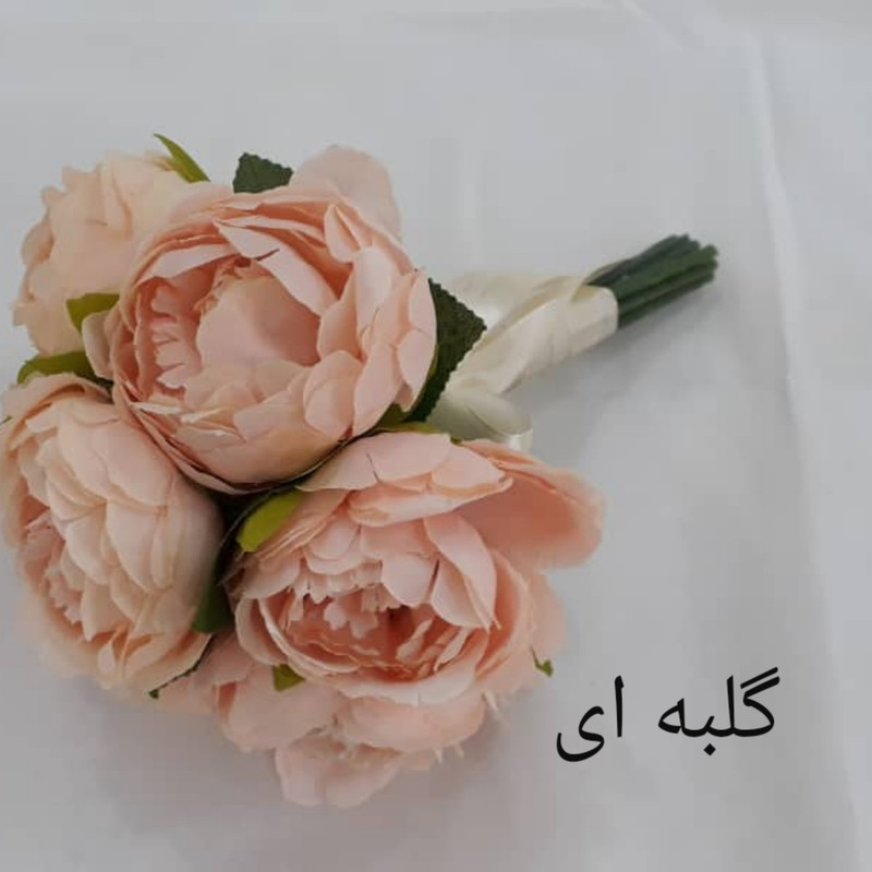 دسته گل مصنوعی مدل پیونی توپی PA_2314 پارچه‌ای با 7 گل، قابل شستشو، آهار ثابت، همراه برگ جداشونده، ابعاد 20×20×30 سانتی‌متر، وزن 600 گرم