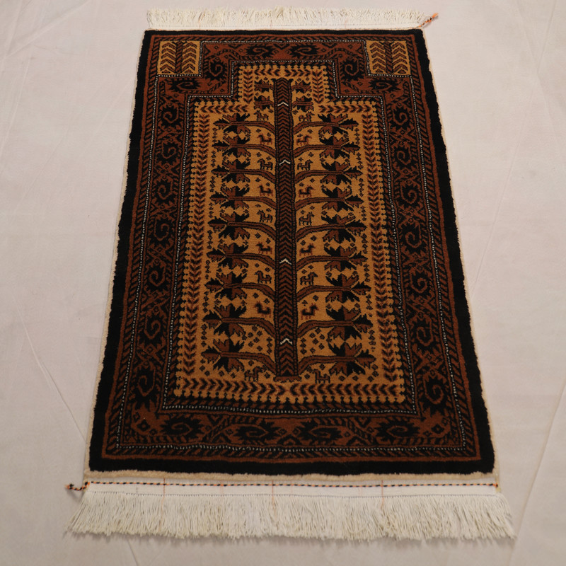 فرش دستباف یک متری طرح بلوچی کد 4030603