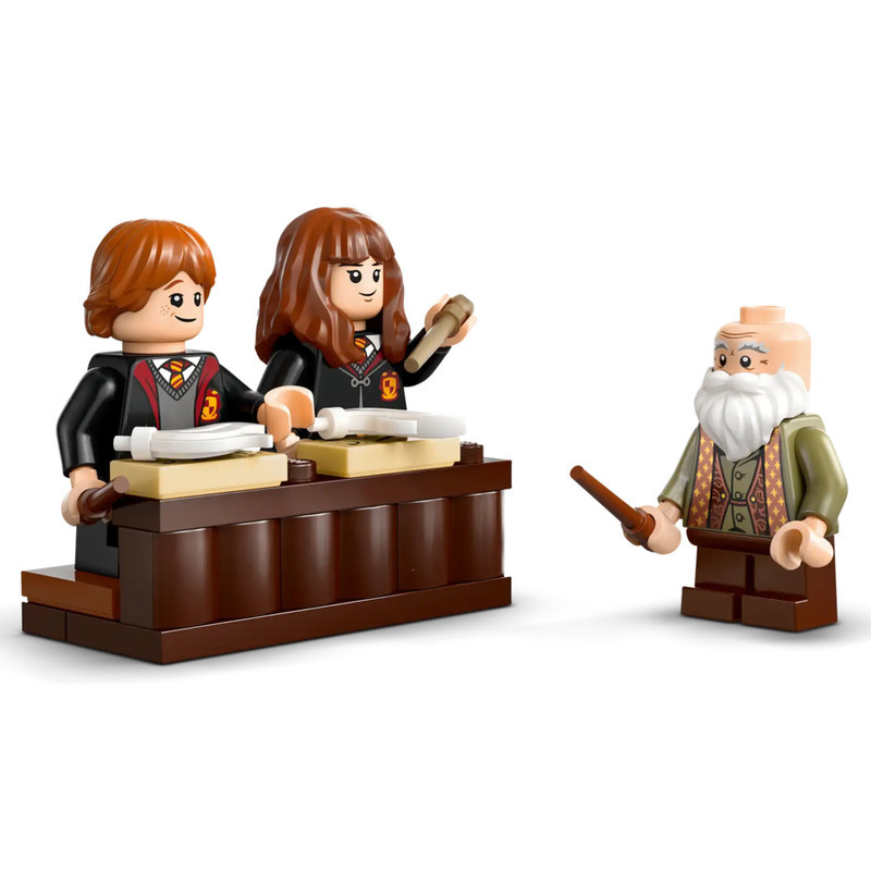 لگو سری هری‌پاتر مدل Hogwarts Castle: Charms Class کد 76442