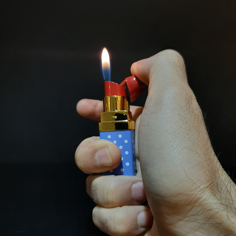 فندک مدل رژ لب کد 004