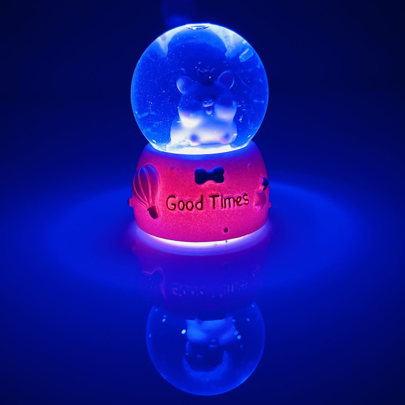 گوی چراغ‌دار مدل  Good Times طرح بچه خوک تاج به سر کد A1623.15