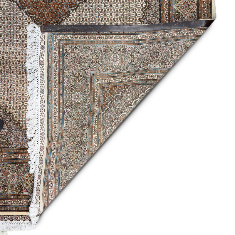 فرش دستبافت شش متری  مدل تبریز طرح ماهی کد F-TA-MH-20 زمینه کرم