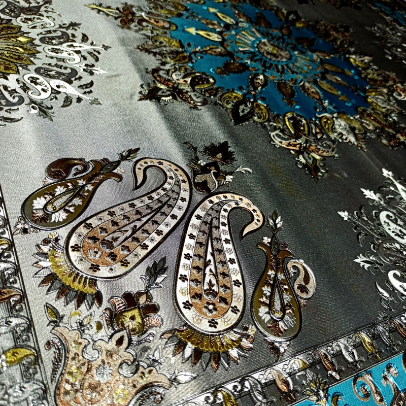 سفره چهار نفره طرح ترمه مدل پشت نخی