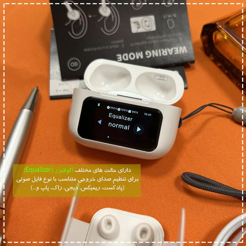 هدفون بلوتوثی مدل PJD Pro2nd V5.4 Light دارای نویز کنسلینگ فعال (ANC)، درگاه شارژ USB Type-C، شارژ بی سیم، پشتیبانی از فرمان لمسی، نمایشگر روی صفحه محفظه شارژ، نشانگر LED