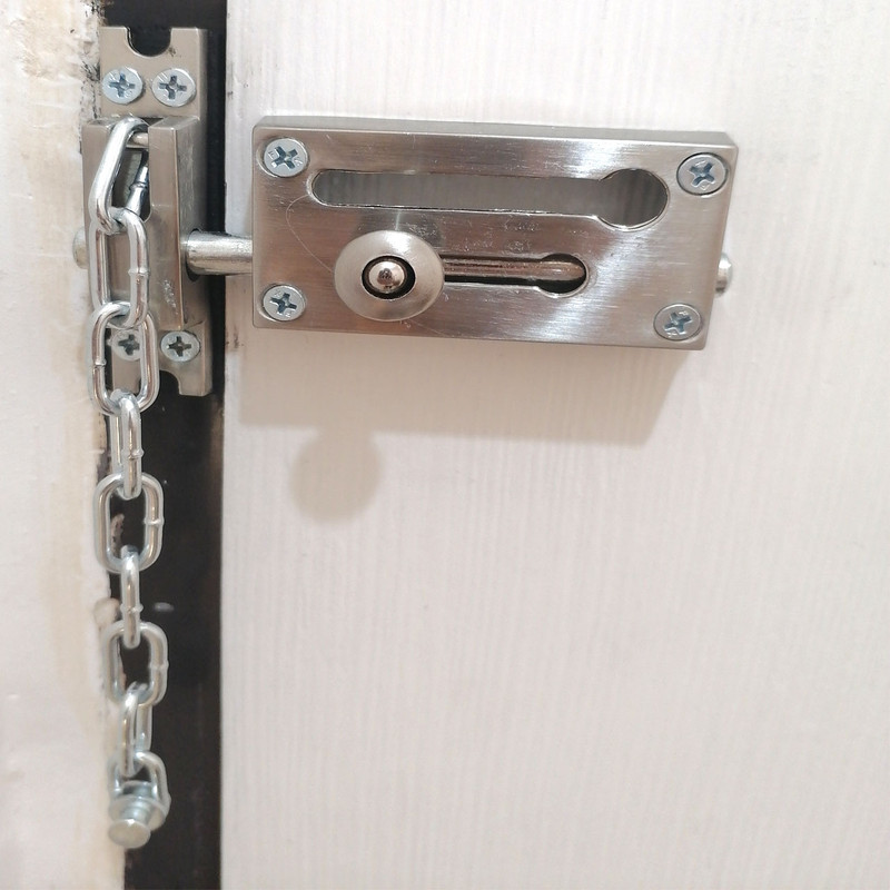 قفل شب بند مدل زنجیردار کد burglar.BUCKLE