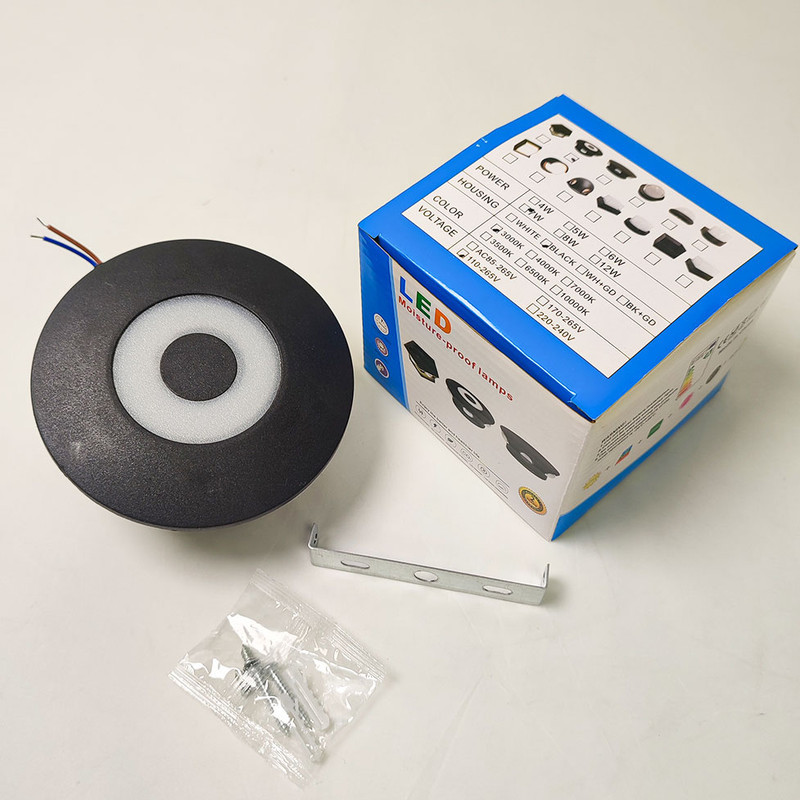 چراغ حیاطی 7 وات مدل سفینه 6 طرفه RGB کد 060