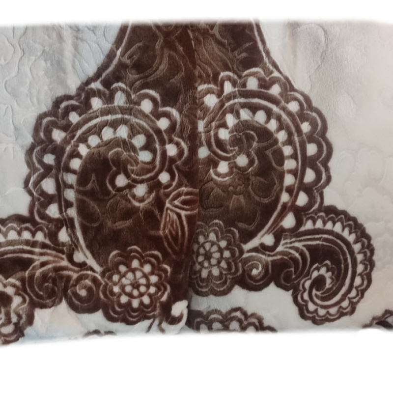 پتو گلبافت مدل گل برجسته کد 669 سایز 240x220 سانتی متر