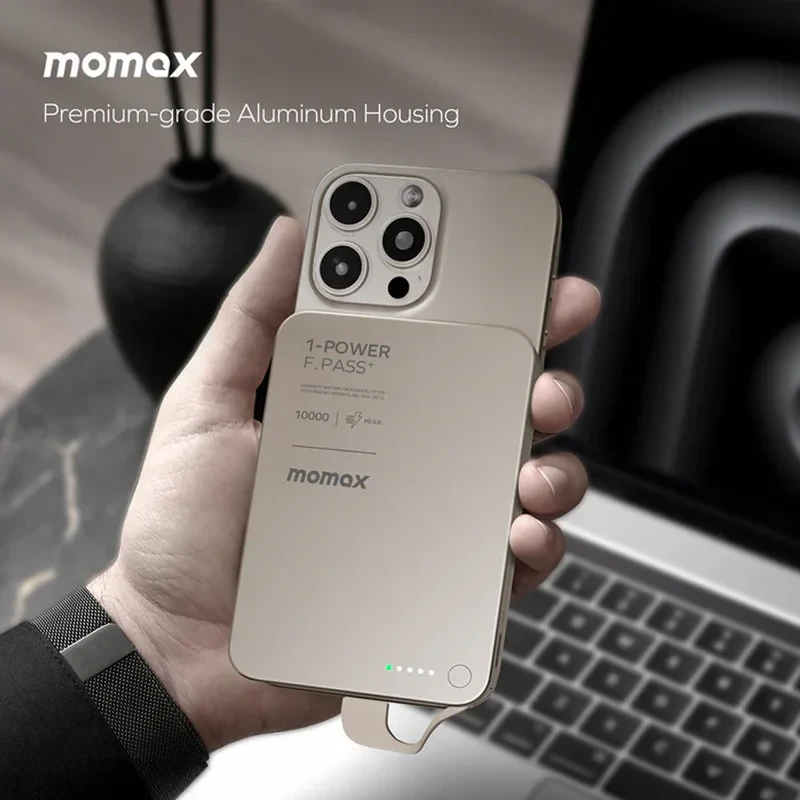 پاوربانک بی‌سیم 30 وات مومکس مدل IP158 ظرفیت 10000 میلی‌آمپرساعت