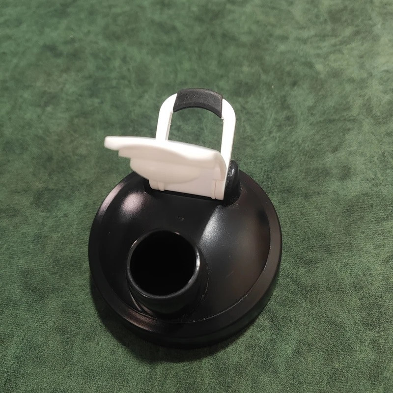 شیکر ورزشی مدل STYUU-112 گنجایش 0.494 لیتر