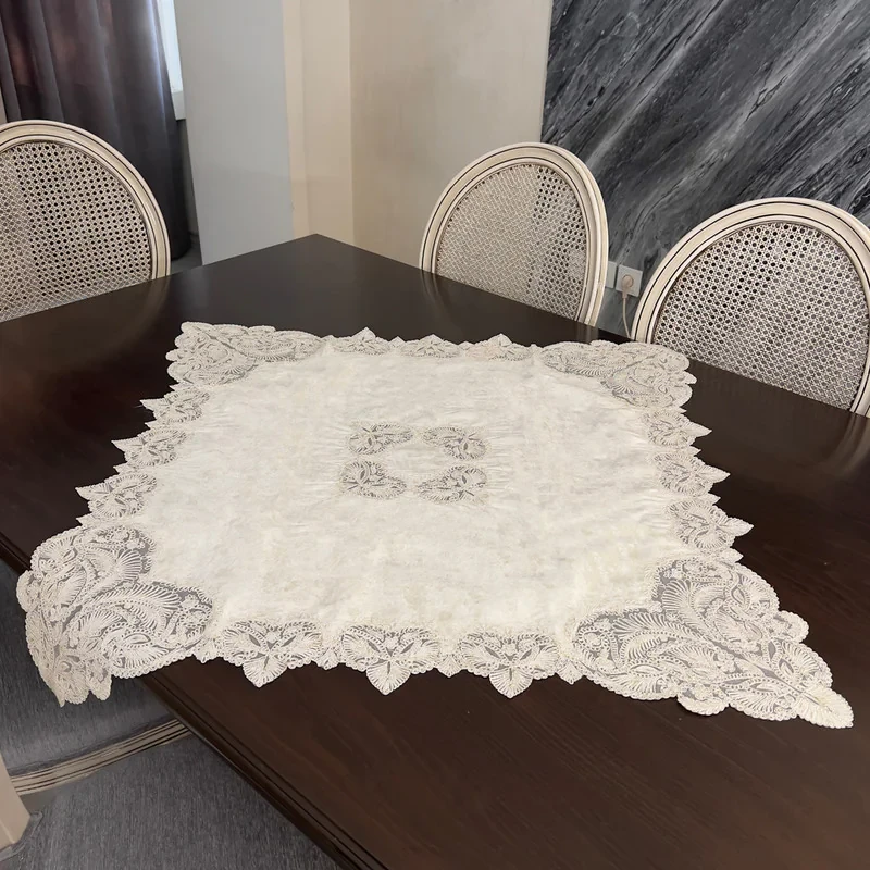 رومیزی مدل اسلیمی سایز 90x90 سانتی‌متر