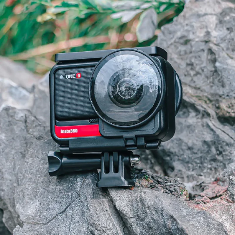 محافظ لنز دوربین اینستا360 مدل lens guards مناسب برای دوربین ورزشی اینستا 360  one r