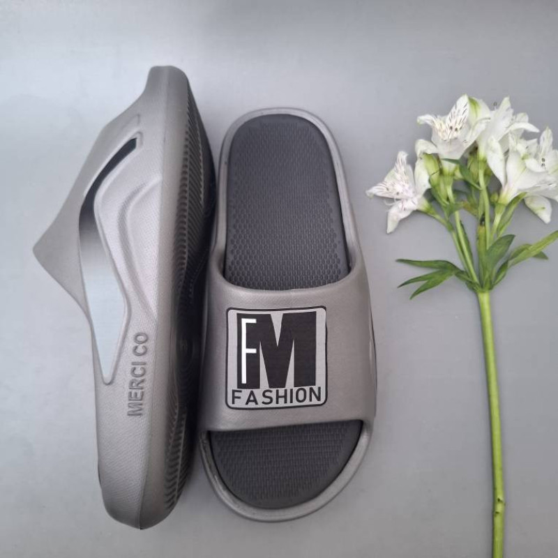 دمپایی مردانه مدل راحتی mrtn