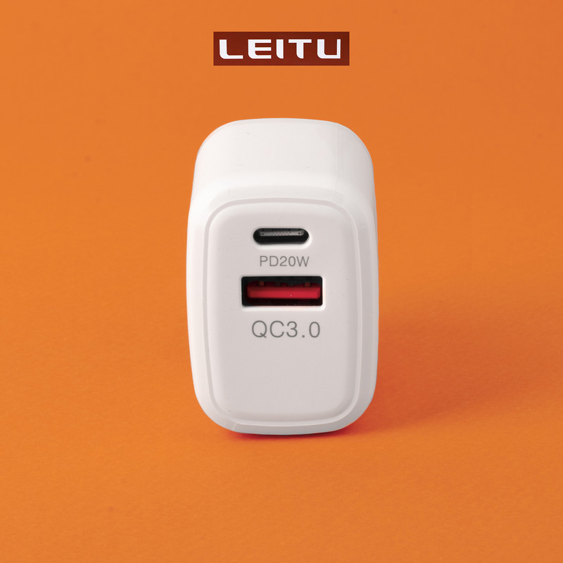 شارژر دیواری لیتو مدل  LH-13 20W به همراه کابل تبدیل لایتنینگ