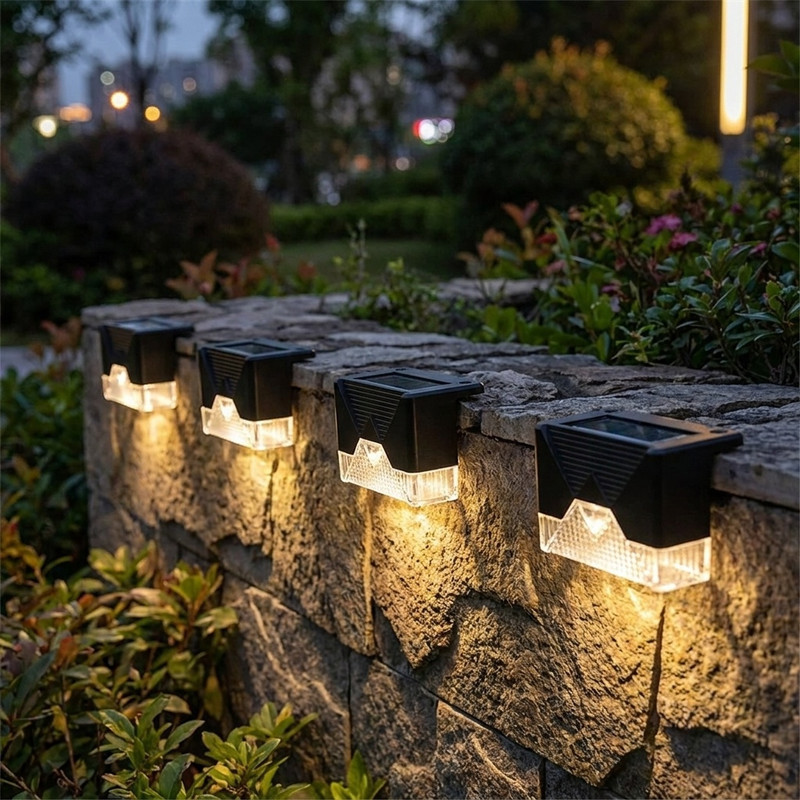 چراغ پارکی خورشیدی سولونیکس مدل LIGHTS مجموعه 4 عددی