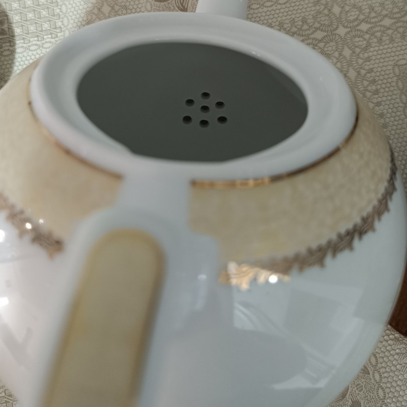 قوری چینی تقدیس مدل 01 گنجایش 900 میلی لیتر