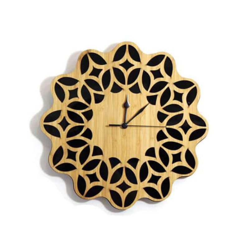 ساعت دیواری مدل چوبی سنتی کد C28