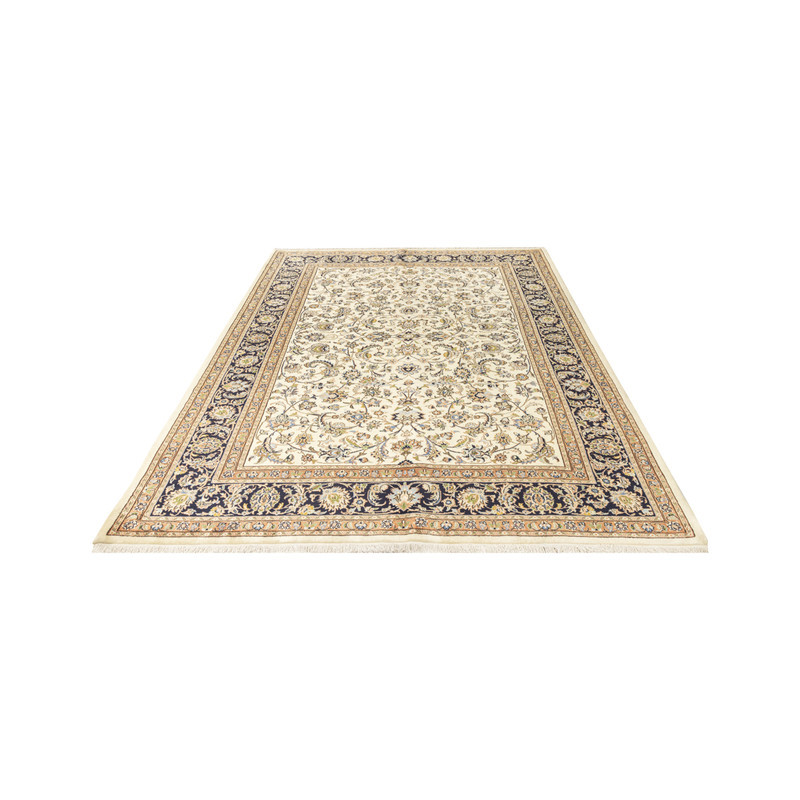 فرش دستبافت پنج و نیم متری طرح خراسان کد 4.19.240